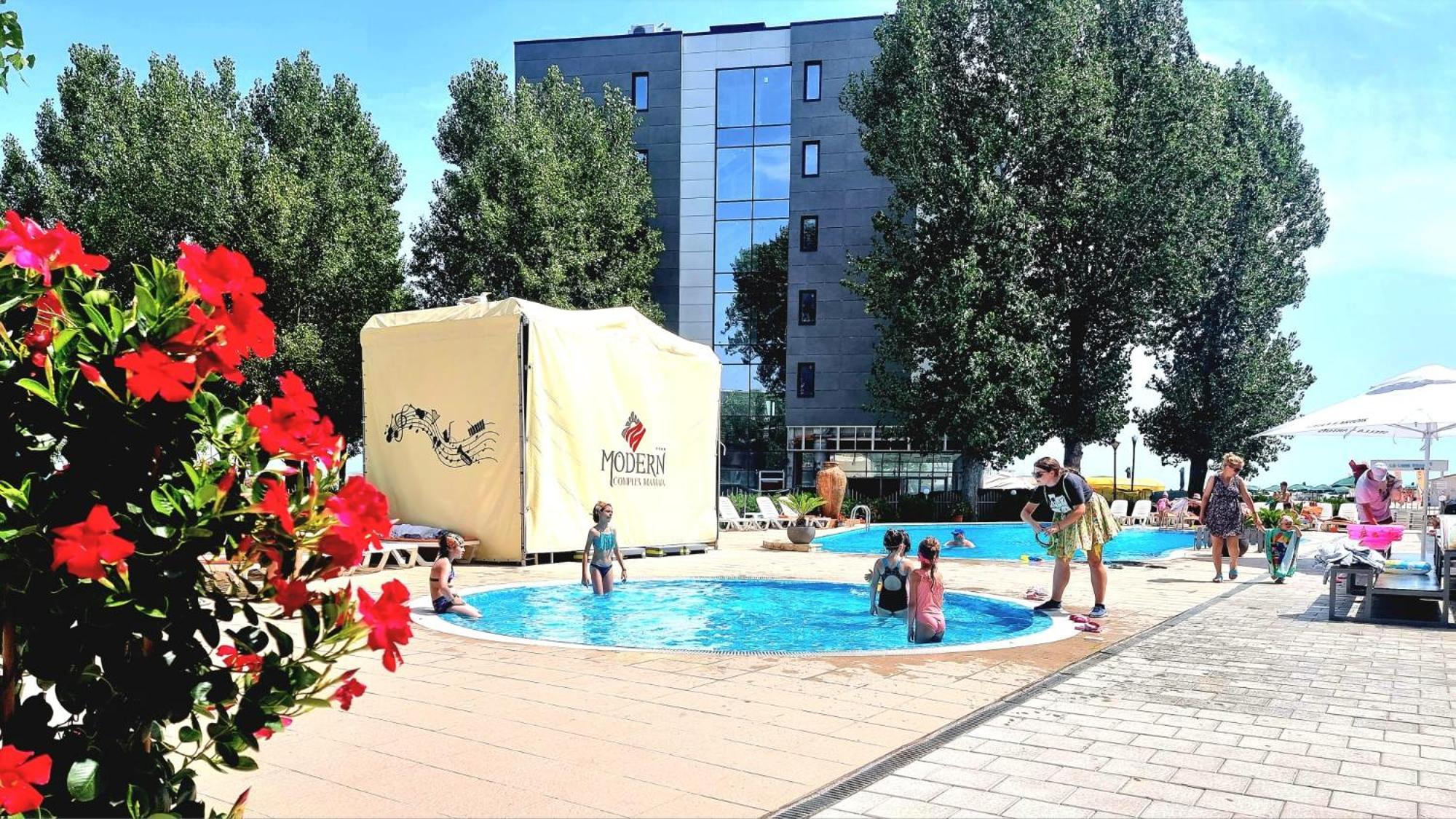 Hotel Complex Modern All Inclusive Mamaja Zewnętrze zdjęcie